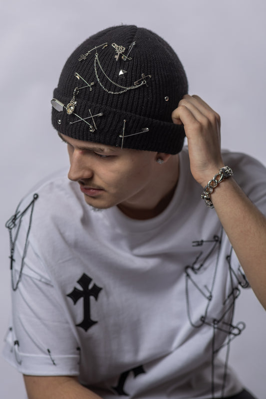 Fes NEOPUNK – Ace, Lanțuri & Detalii Metalice