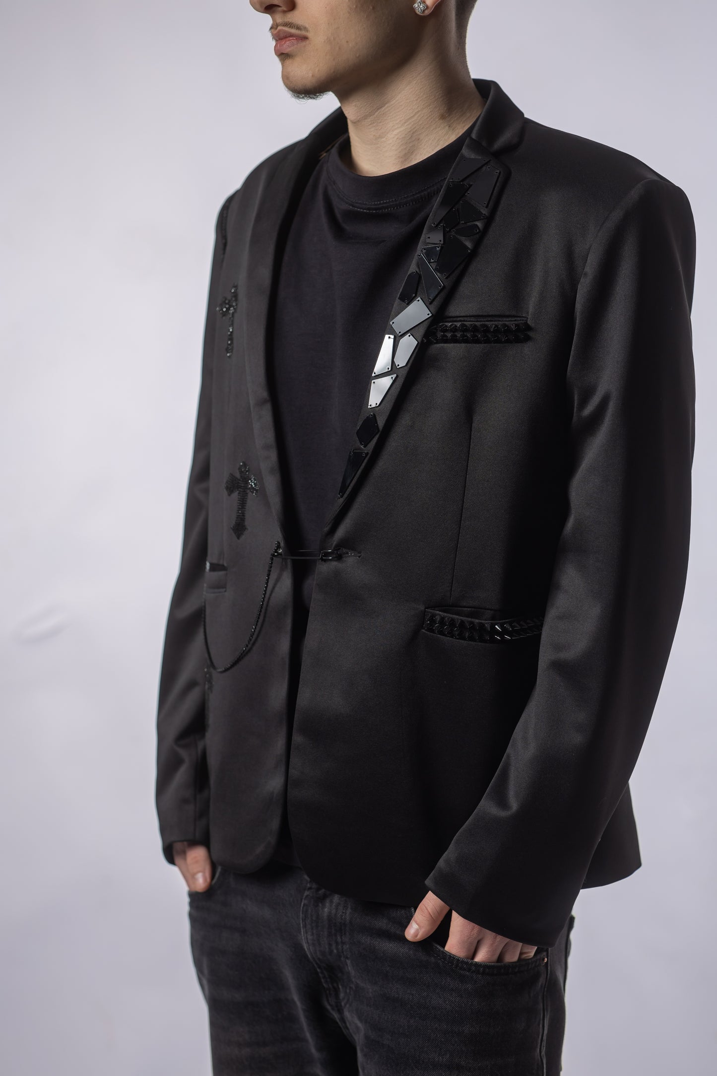 Sacou Bărbați NOCTUS – Satinat, Cristale Negre & Design Geometric